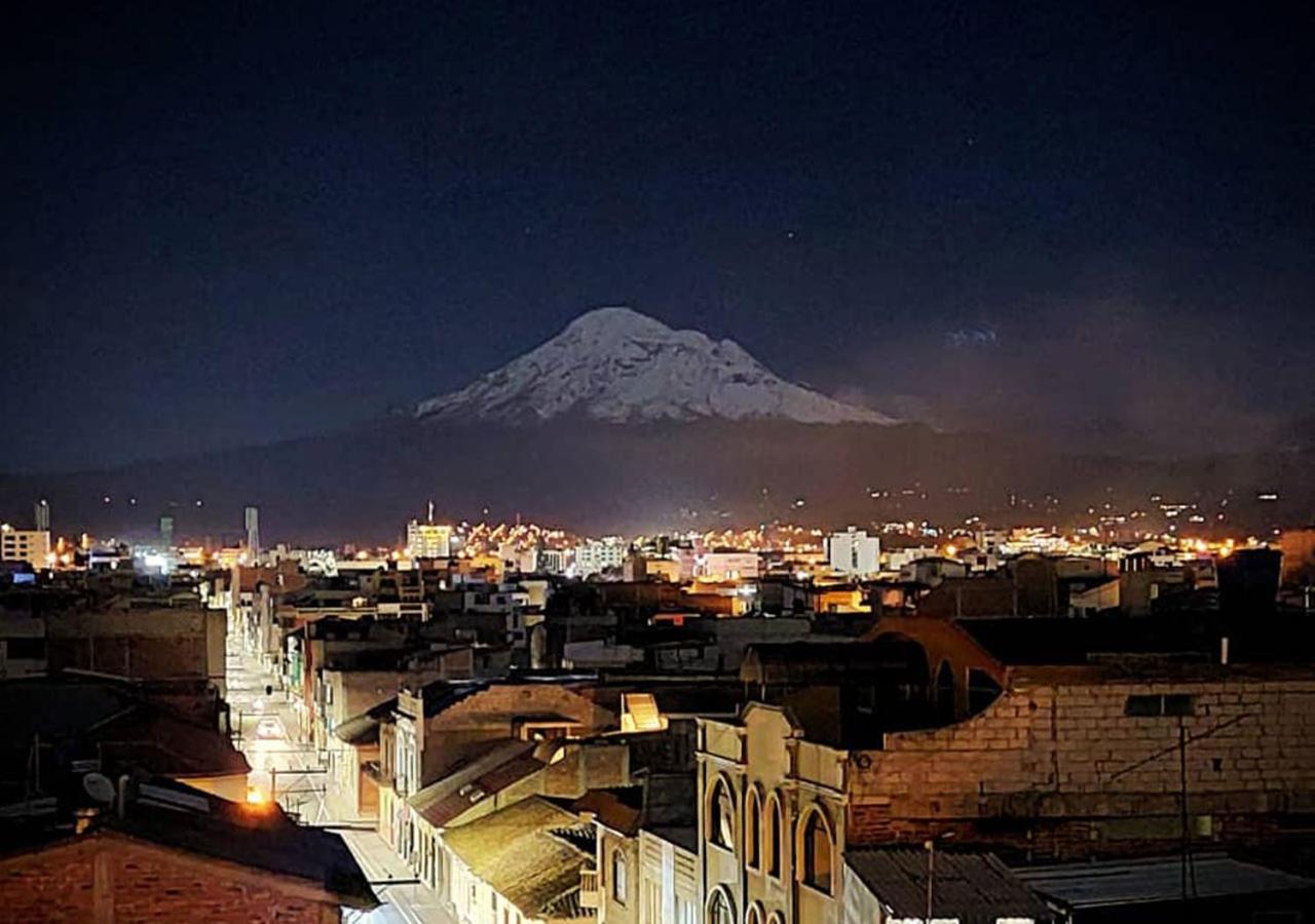 La Merced Plaza Hospedaje Riobamba Esterno foto