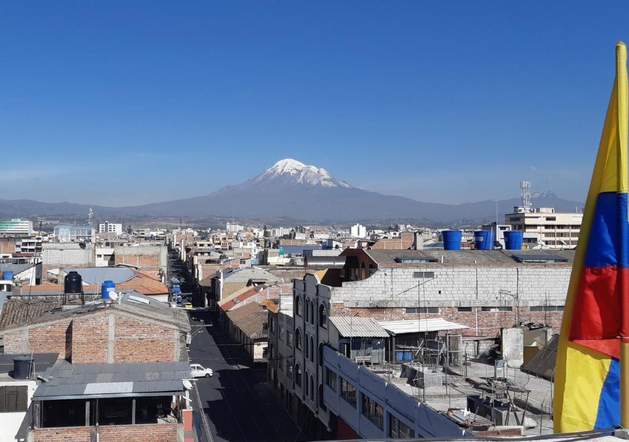La Merced Plaza Hospedaje Riobamba Esterno foto