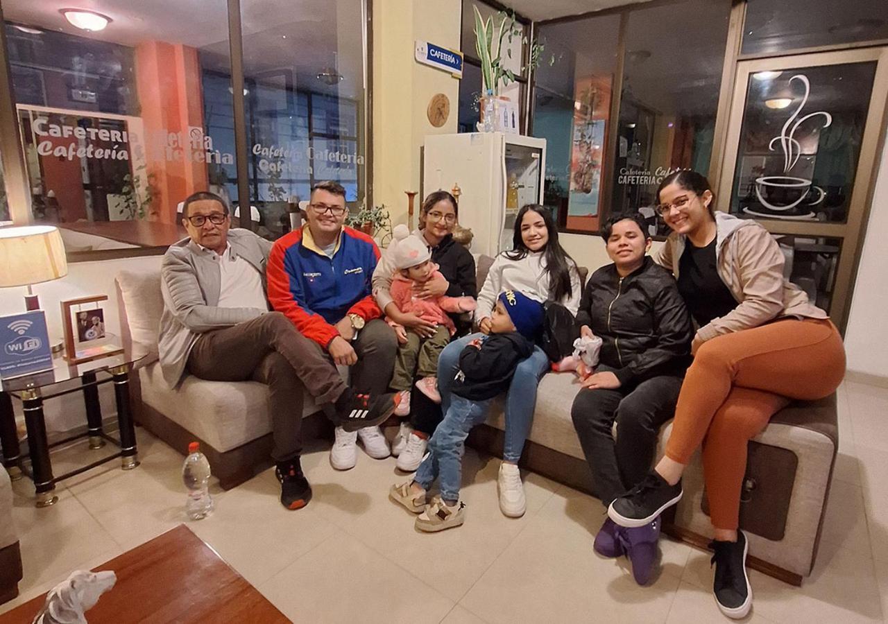 La Merced Plaza Hospedaje Riobamba Esterno foto
